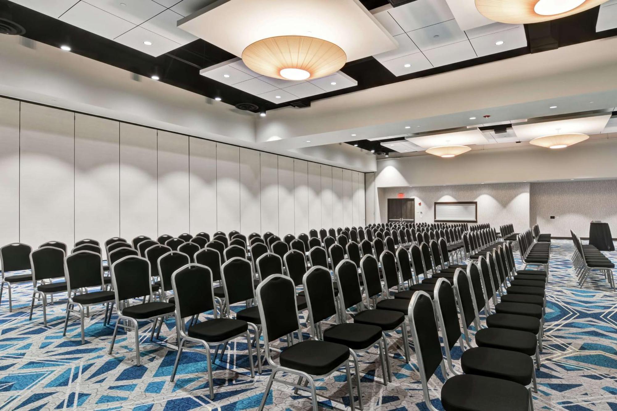 Embassy By Hilton Indianapolis Airport Hotel Plainfield
