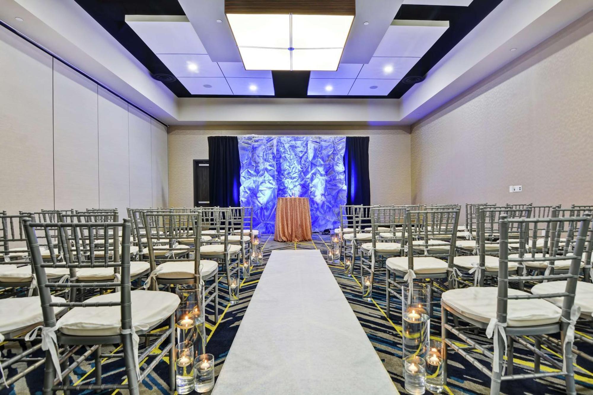 Hotel Embassy By Hilton Indianapolis Airport Plainfield